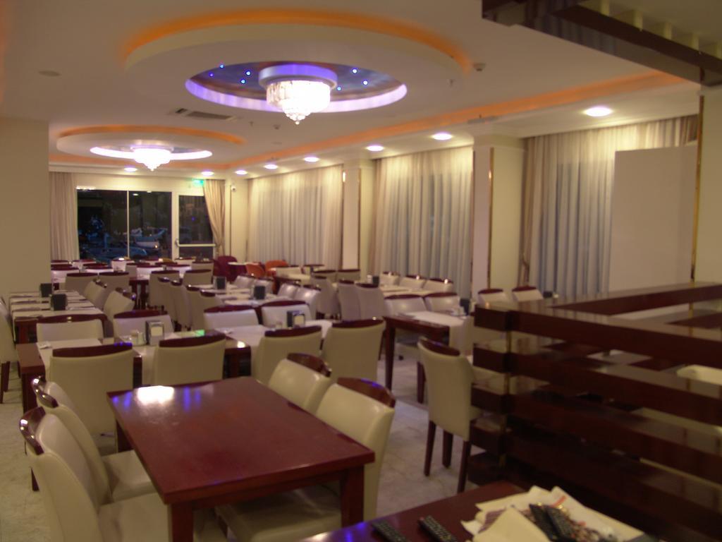Izan Hotel Izmir Exteriör bild