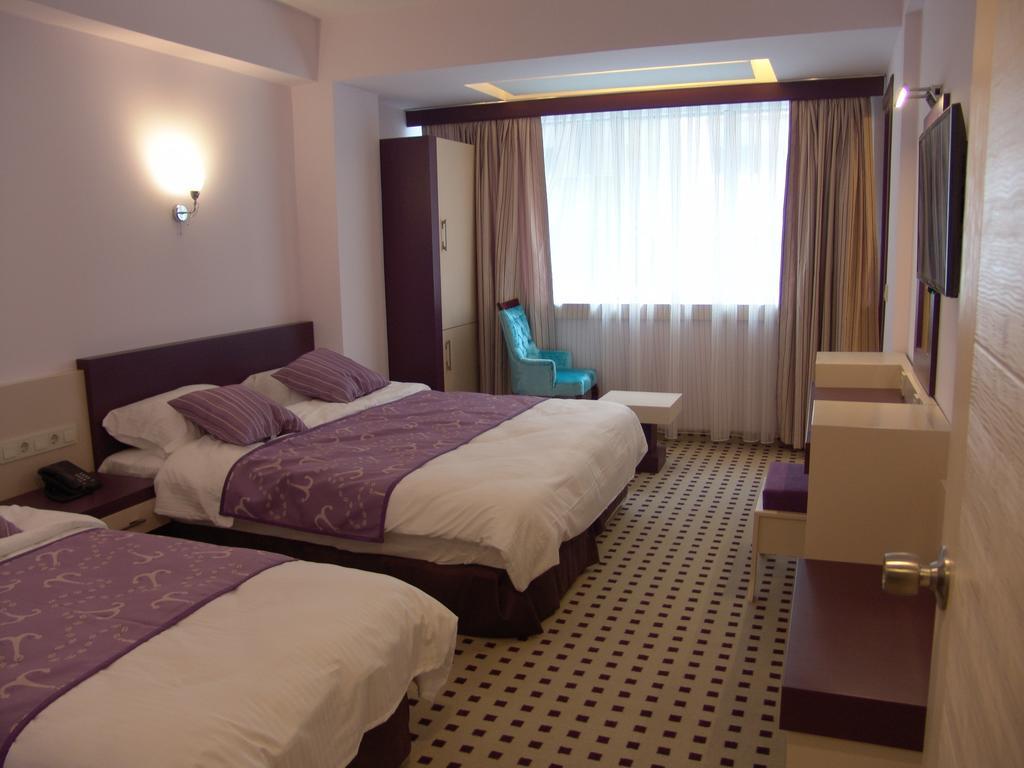Izan Hotel Izmir Rum bild